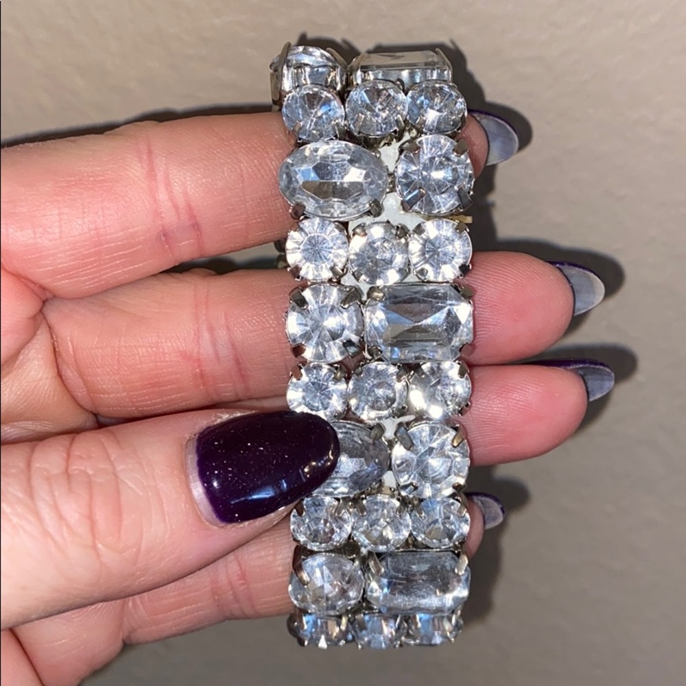 NWT Banana Republic sparkly stretch cuff bracelet